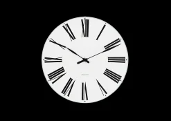 Arne Jacobsen Roman Vægur Ø21 cm hvid/sort | Køb her Outlet