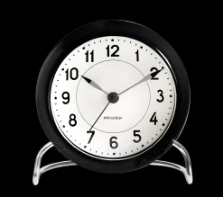 Arne Jacobsen Station Bordur Ø11 cm hvid/sort | Køb her Hot