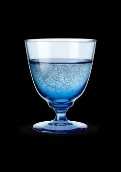 Holmegaard Glas på fod 35 cl i blå fra serien Flow | Køb her Discount