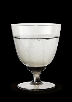 Holmegaard Glas på fod 35 cl i grå fra serien Flow | Køb her Hot