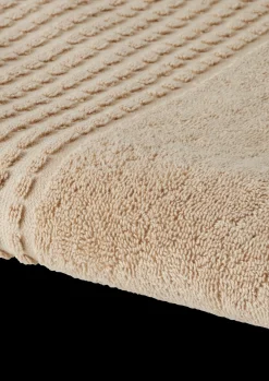 JUNA Håndklæde 70x140 cm i sand fra serien Check | Køb her Outlet