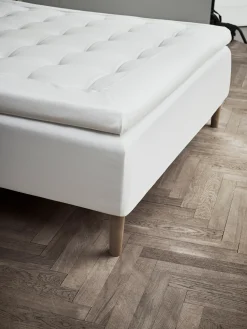 JUNA Kuvertlagen 90x200 cm i hvid fra serien Percale Outlet