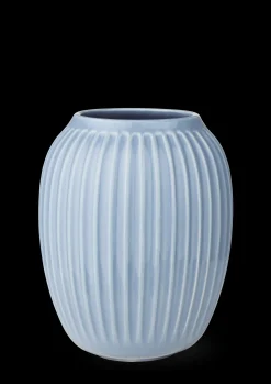 Kähler Vase H21 cm i blå fra serien Hammershøi | Køb her Clearance