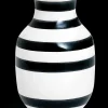 Kähler Vase H12.5 cm i sort fra serien Omaggio | Køb her Best
