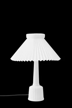 Lyngby Porcelæn Esben Klint Lampe EU stik H44 hvid | Køb her Online