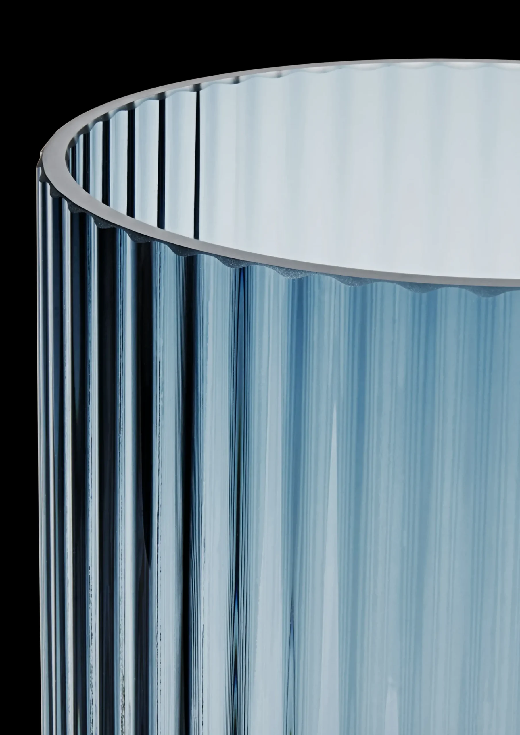 Lyngby Porcelæn Lyngby Vase midnight blue mundblæst glas Online