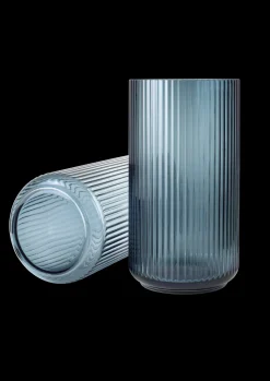 Lyngby Porcelæn Vase H38 cm i blå fra serien Lyngby Online