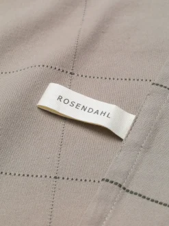 Rosendahl Textiles Gamma Viskestykke mørk sand | Køb her Online